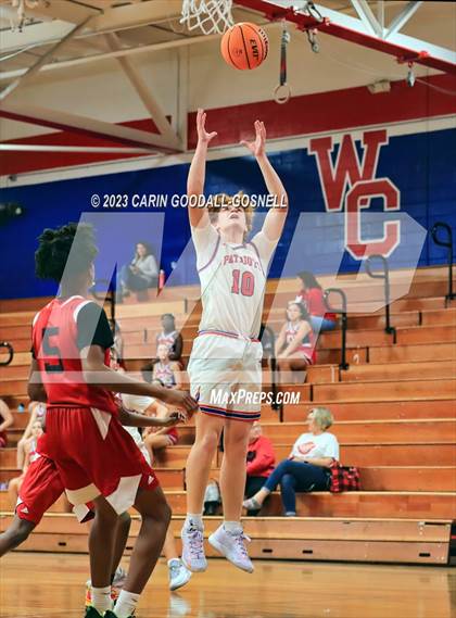 Thumbnail 3 in New Bern @ West Carteret photogallery.