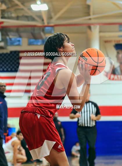 Thumbnail 3 in New Bern @ West Carteret photogallery.