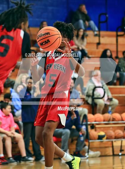 Thumbnail 3 in New Bern @ West Carteret photogallery.