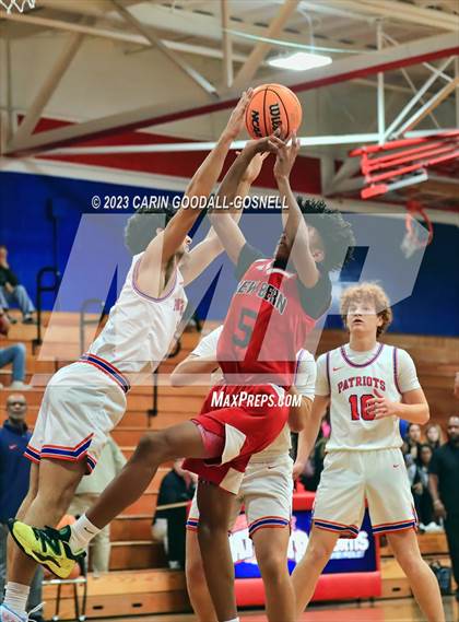 Thumbnail 3 in New Bern @ West Carteret photogallery.