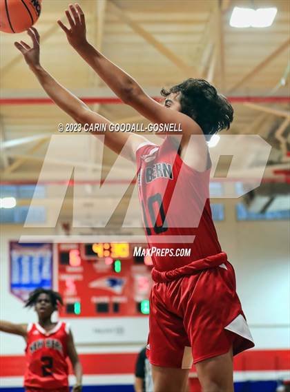 Thumbnail 3 in New Bern @ West Carteret photogallery.