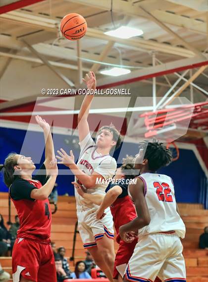 Thumbnail 1 in New Bern @ West Carteret photogallery.