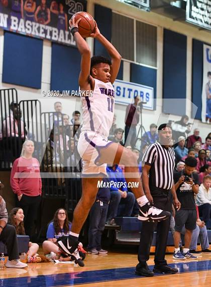 Thumbnail 3 in Westlake vs. Warren (UIL Class 6A Area Playoff) photogallery.