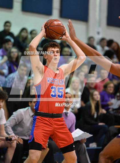 Thumbnail 3 in Westlake vs. Warren (UIL Class 6A Area Playoff) photogallery.