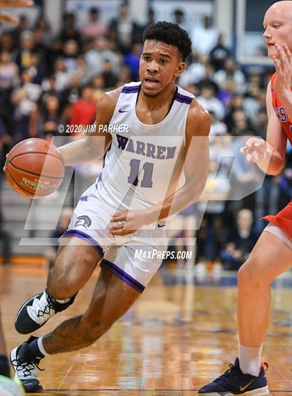 Thumbnail 3 in Westlake vs. Warren (UIL Class 6A Area Playoff) photogallery.