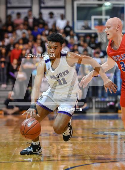 Thumbnail 2 in Westlake vs. Warren (UIL Class 6A Area Playoff) photogallery.