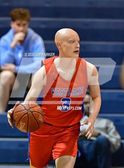 Thumbnail 3 in Westlake vs. Warren (UIL Class 6A Area Playoff) photogallery.