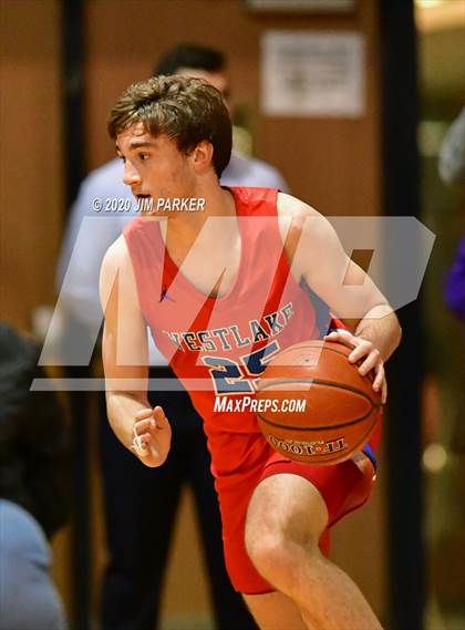Thumbnail 2 in Westlake vs. Warren (UIL Class 6A Area Playoff) photogallery.