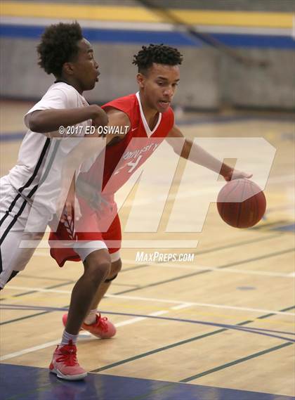 Thumbnail 3 in University vs. Albany photogallery.
