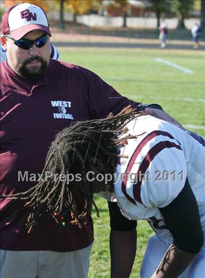 Thumbnail 2 in Belleville West vs. East photogallery.