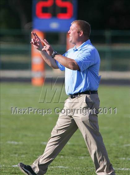 Thumbnail 2 in Belleville West vs. East photogallery.