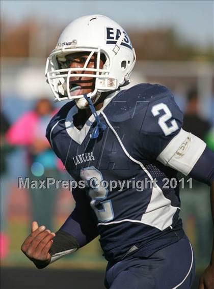 Thumbnail 2 in Belleville West vs. East photogallery.