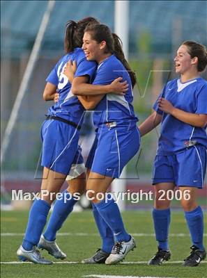 Thumbnail 1 in Folsom vs. Davis (Section Playoffs) photogallery.