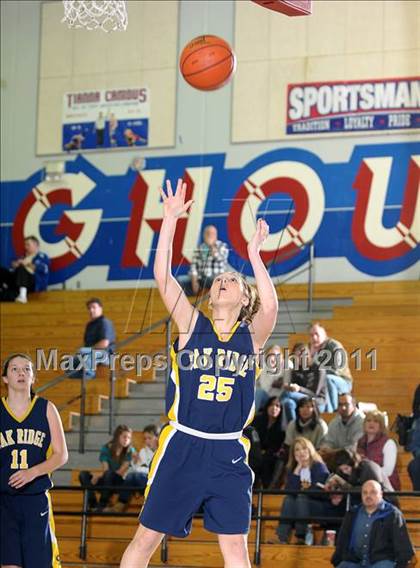 Thumbnail 3 in Oak Ridge vs. El Camino (Bulldog Winter Classic) photogallery.