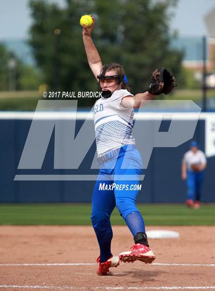 Thumbnail 3 in Hazleton vs. Hempfield Area (PIAA 6A Final) photogallery.