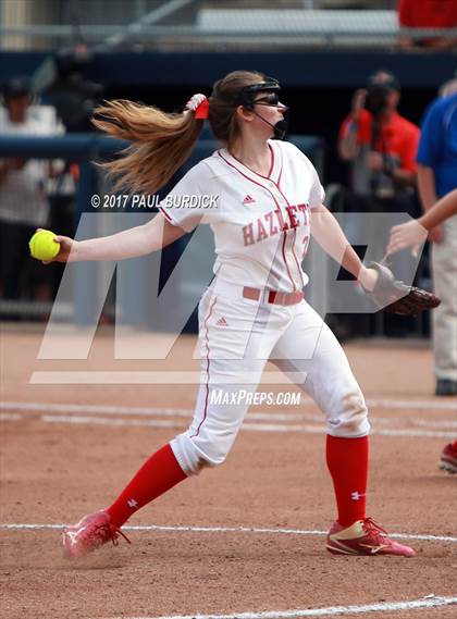Thumbnail 1 in Hazleton vs. Hempfield Area (PIAA 6A Final) photogallery.