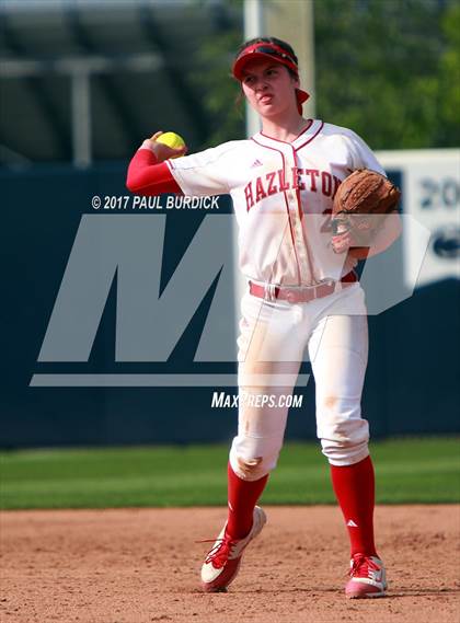 Thumbnail 1 in Hazleton vs. Hempfield Area (PIAA 6A Final) photogallery.