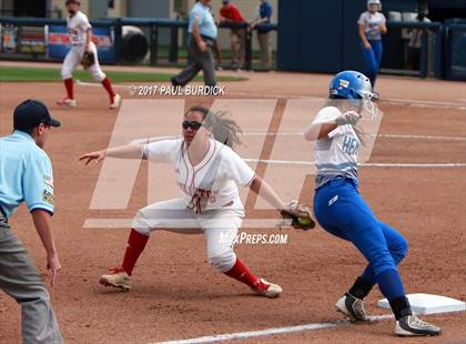 Thumbnail 1 in Hazleton vs. Hempfield Area (PIAA 6A Final) photogallery.