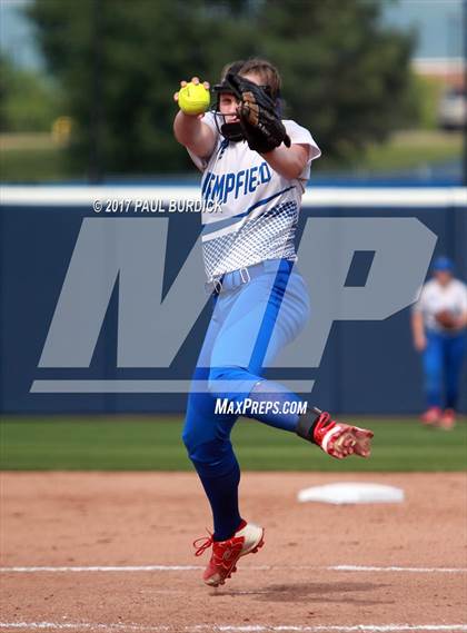 Thumbnail 2 in Hazleton vs. Hempfield Area (PIAA 6A Final) photogallery.