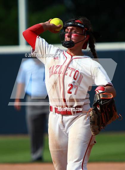 Thumbnail 3 in Hazleton vs. Hempfield Area (PIAA 6A Final) photogallery.