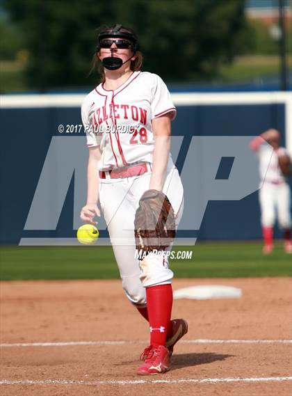 Thumbnail 2 in Hazleton vs. Hempfield Area (PIAA 6A Final) photogallery.