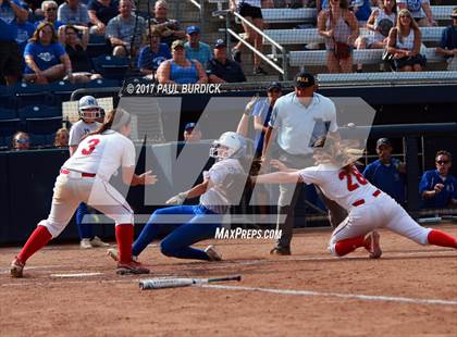 Thumbnail 1 in Hazleton vs. Hempfield Area (PIAA 6A Final) photogallery.