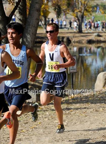 Thumbnail 3 in CIF State Cross Country Championships (Boys Division I) photogallery.