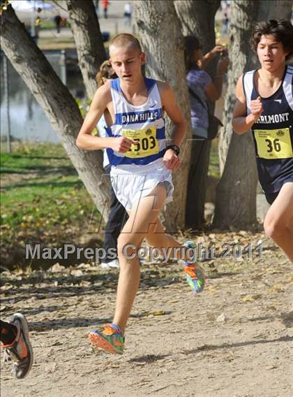 Thumbnail 3 in CIF State Cross Country Championships (Boys Division I) photogallery.