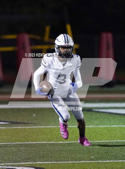 Thumbnail 2 in Farmington @ Lake Orion photogallery.