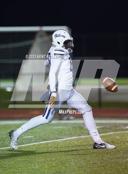 Thumbnail 1 in Farmington @ Lake Orion photogallery.