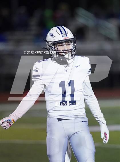 Thumbnail 3 in Farmington @ Lake Orion photogallery.
