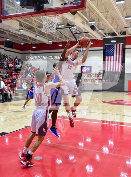Thumbnail 2 in Connally @ Lorena photogallery.