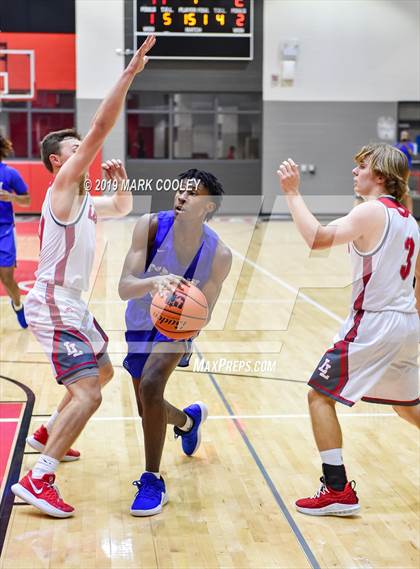 Thumbnail 2 in Connally @ Lorena photogallery.