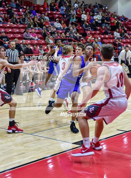 Thumbnail 2 in Connally @ Lorena photogallery.