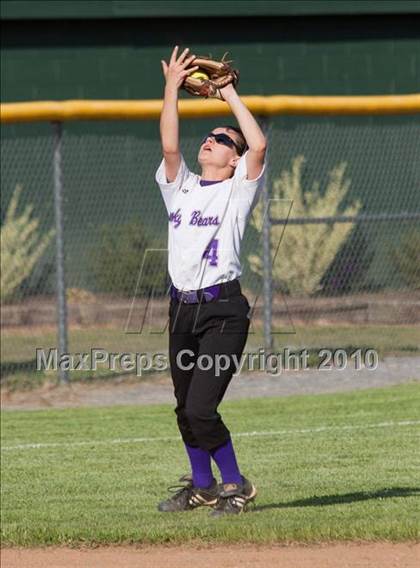 Thumbnail 2 in Austin East @ Sevier County photogallery.