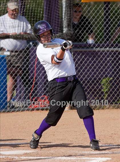 Thumbnail 1 in Austin East @ Sevier County photogallery.