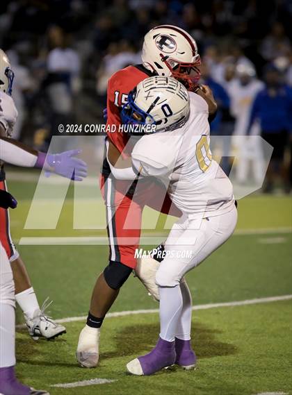 Thumbnail 2 in Gahr vs. Pasadena (CIF-SS Division 13 Final) photogallery.