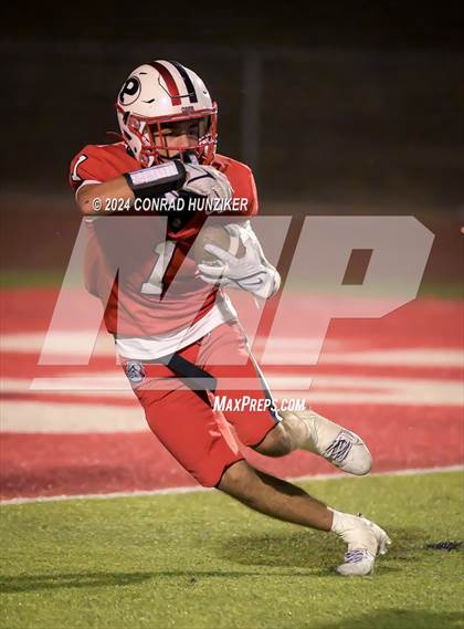Thumbnail 2 in Gahr vs. Pasadena (CIF-SS Division 13 Final) photogallery.