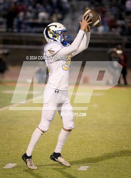 Thumbnail 3 in Gahr vs. Pasadena (CIF-SS Division 13 Final) photogallery.