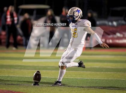 Thumbnail 3 in Gahr vs. Pasadena (CIF-SS Division 13 Final) photogallery.