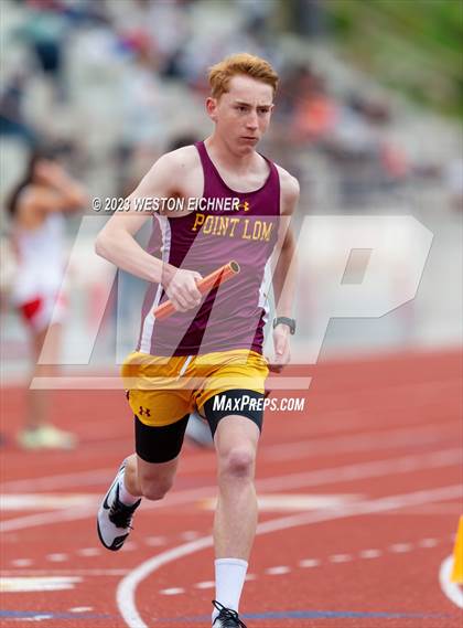 Thumbnail 3 in Cathedral Catholic Tri-Meet photogallery.