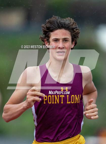 Thumbnail 1 in Cathedral Catholic Tri-Meet photogallery.