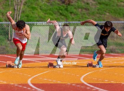 Thumbnail 1 in Cathedral Catholic Tri-Meet photogallery.