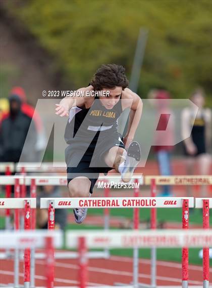 Thumbnail 3 in Cathedral Catholic Tri-Meet photogallery.