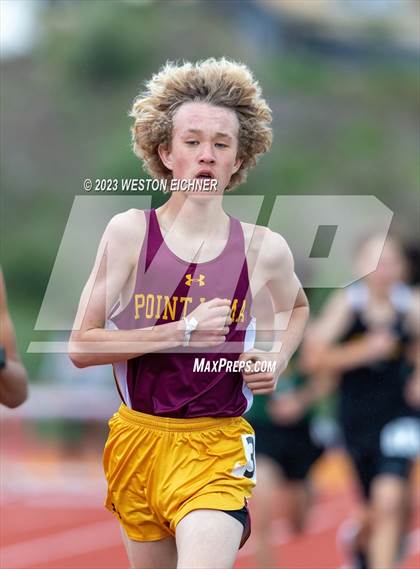 Thumbnail 2 in Cathedral Catholic Tri-Meet photogallery.