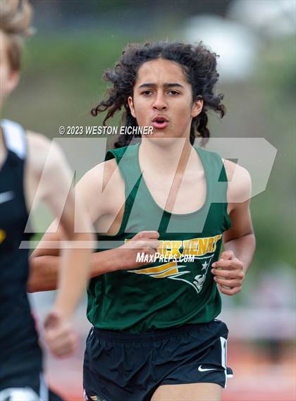 Thumbnail 3 in Cathedral Catholic Tri-Meet photogallery.