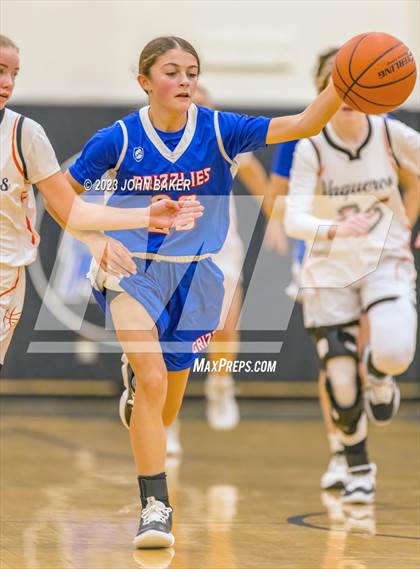 Thumbnail 3 in Loyalton vs. Fernley (Varsity Elite) photogallery.