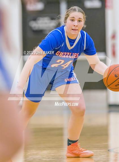 Thumbnail 3 in Loyalton vs. Fernley (Varsity Elite) photogallery.