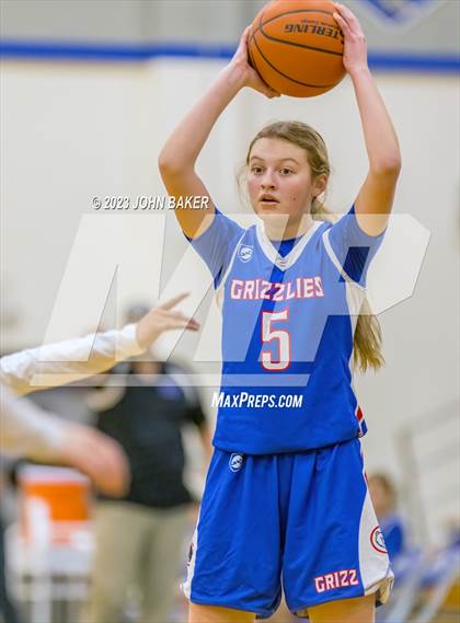 Thumbnail 1 in Loyalton vs. Fernley (Varsity Elite) photogallery.