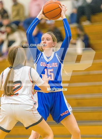 Thumbnail 3 in Loyalton vs. Fernley (Varsity Elite) photogallery.
